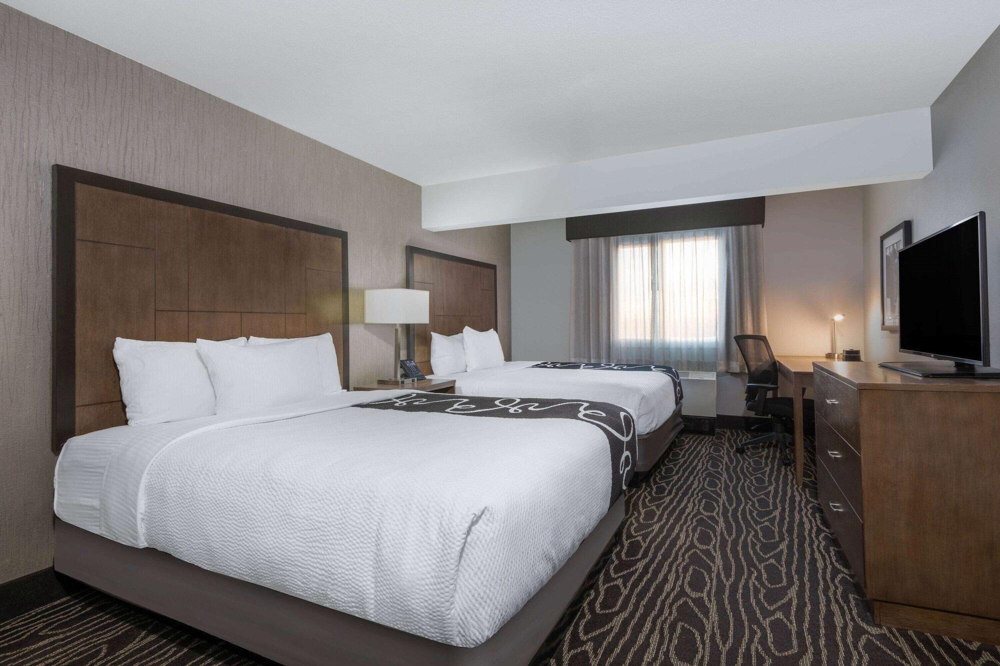 Hotel La Quinta By Wyndham Fairbanks Airport Zewnętrze zdjęcie