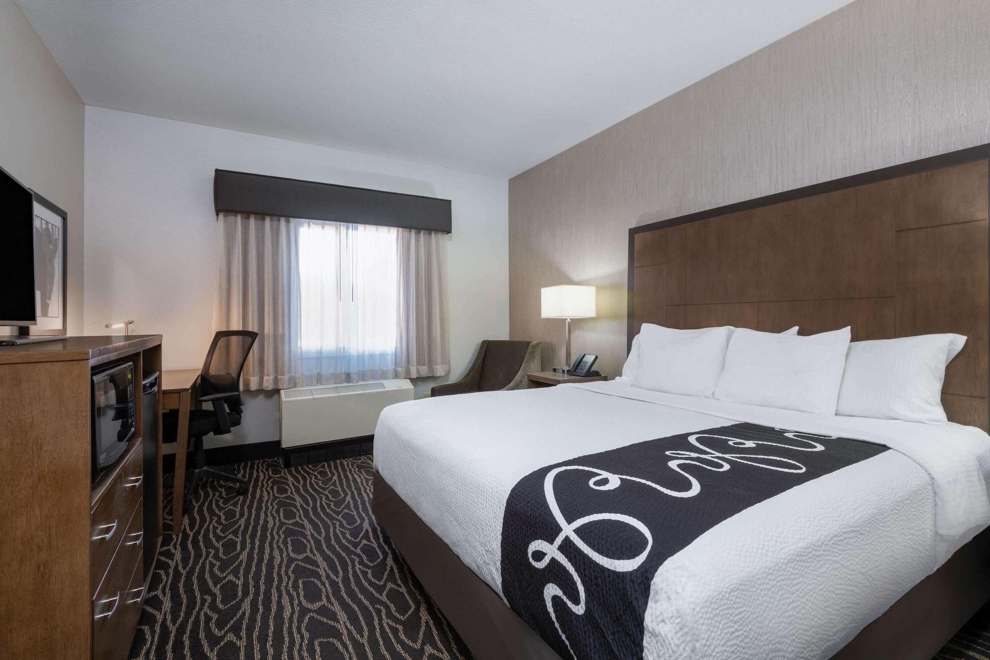 Hotel La Quinta By Wyndham Fairbanks Airport Zewnętrze zdjęcie