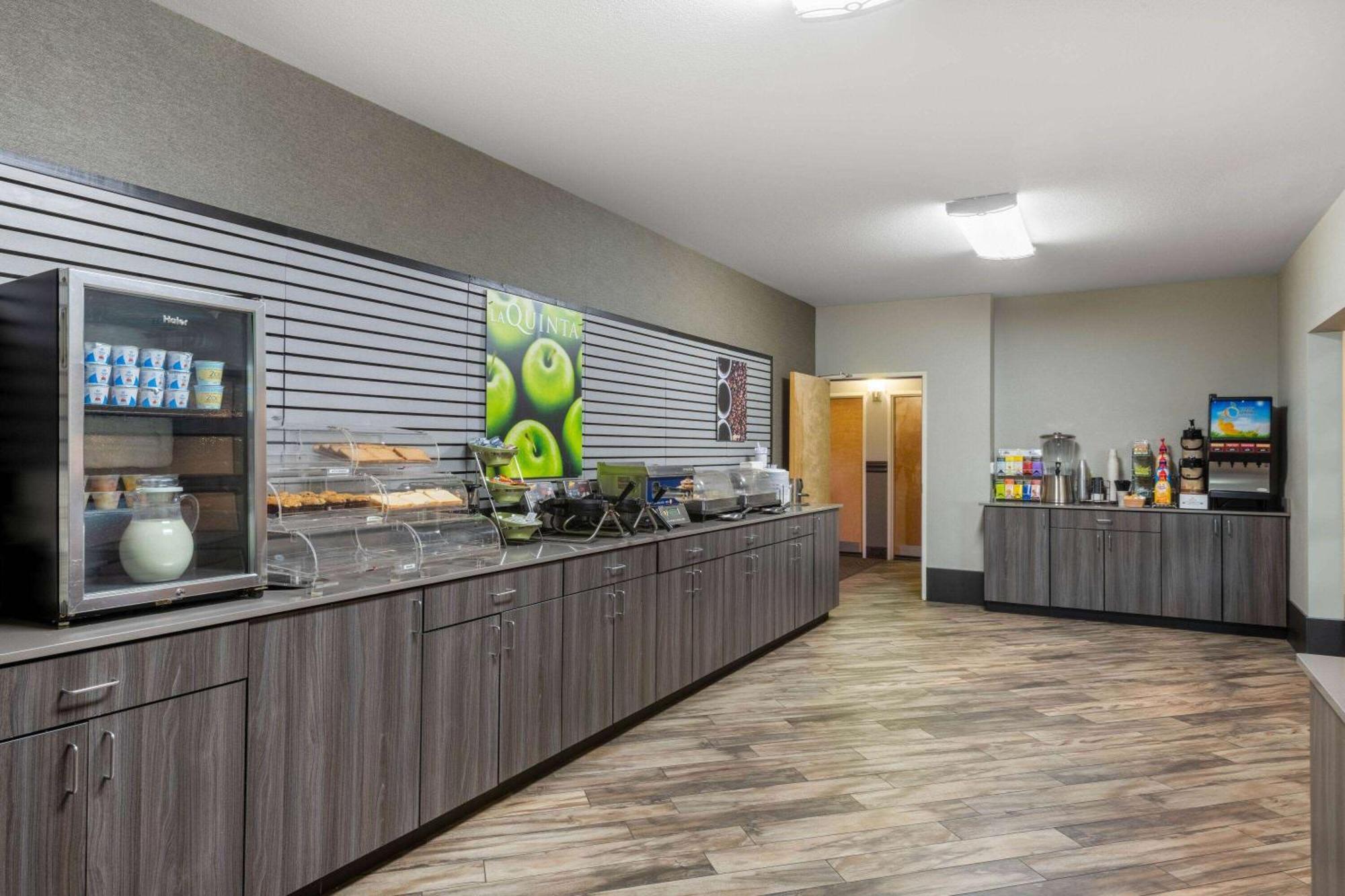 Hotel La Quinta By Wyndham Fairbanks Airport Zewnętrze zdjęcie