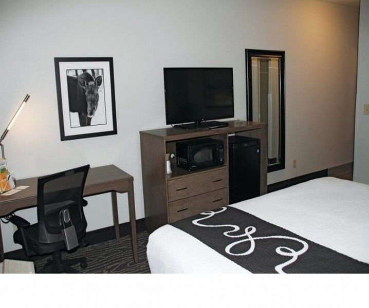 Hotel La Quinta By Wyndham Fairbanks Airport Zewnętrze zdjęcie