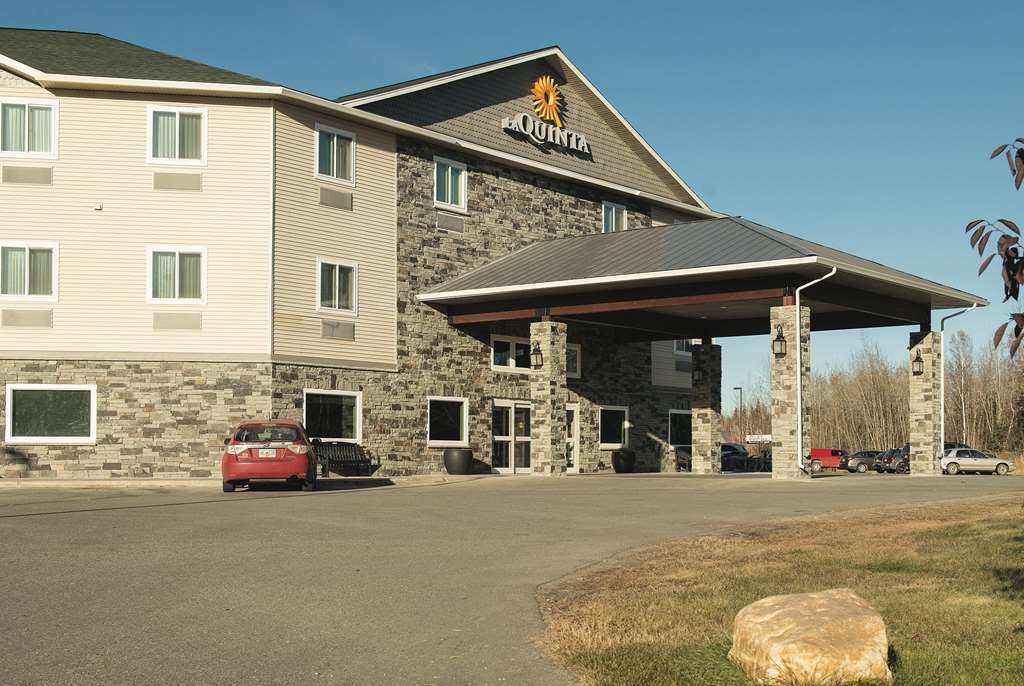 Hotel La Quinta By Wyndham Fairbanks Airport Zewnętrze zdjęcie